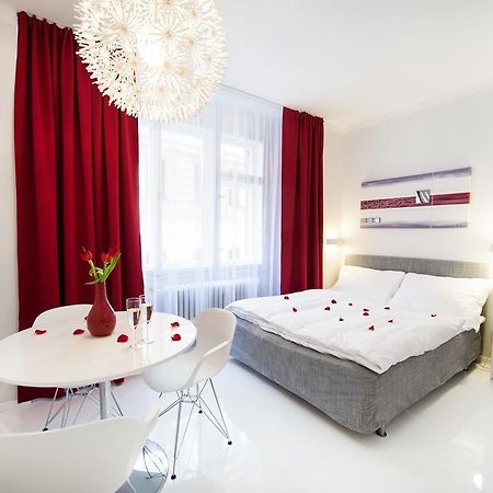 Honeymoon Ruterra Studio Praga Quarto foto